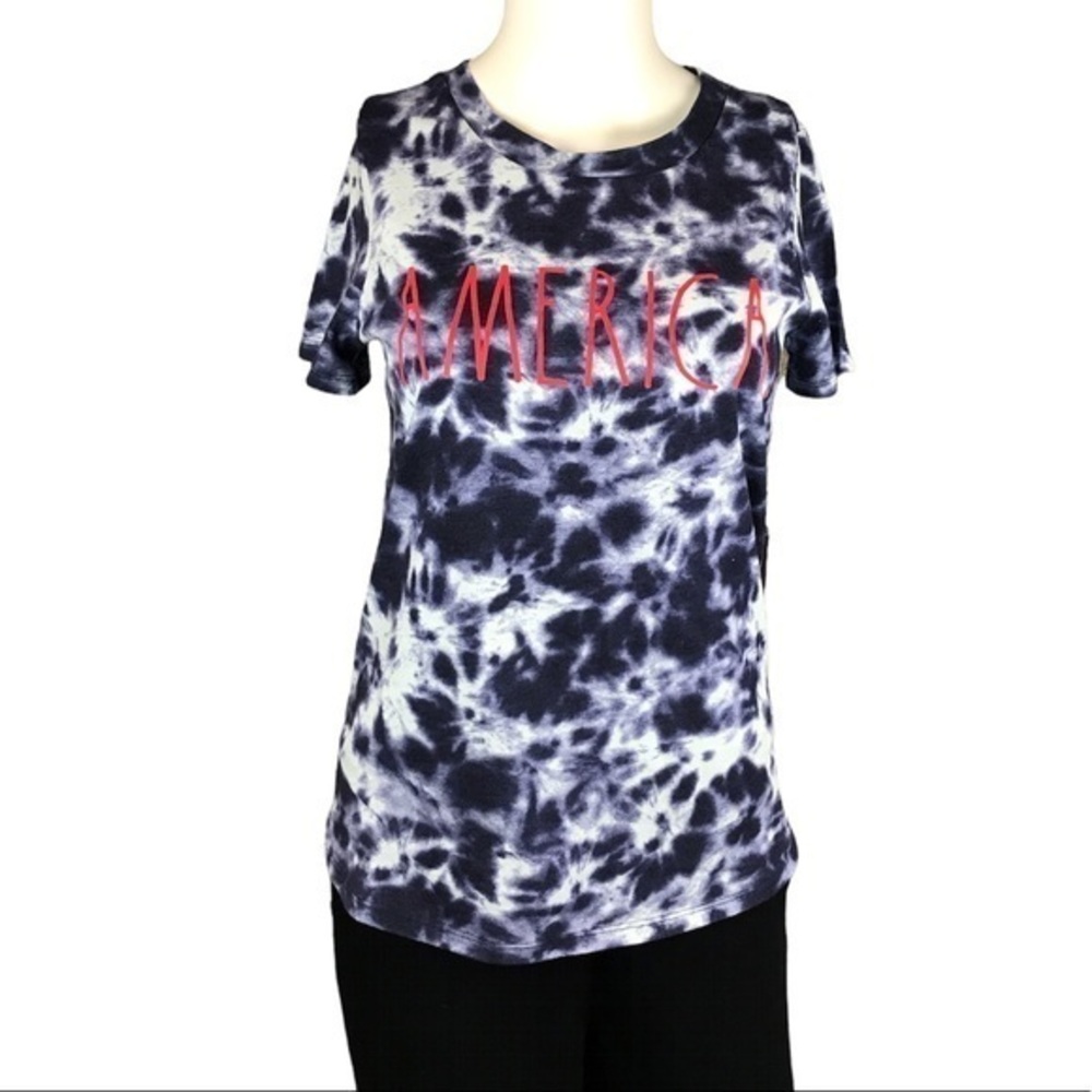 Rae Dunn - 4/$98 - ‘America’ T-shirt. SZ: XS. NWT